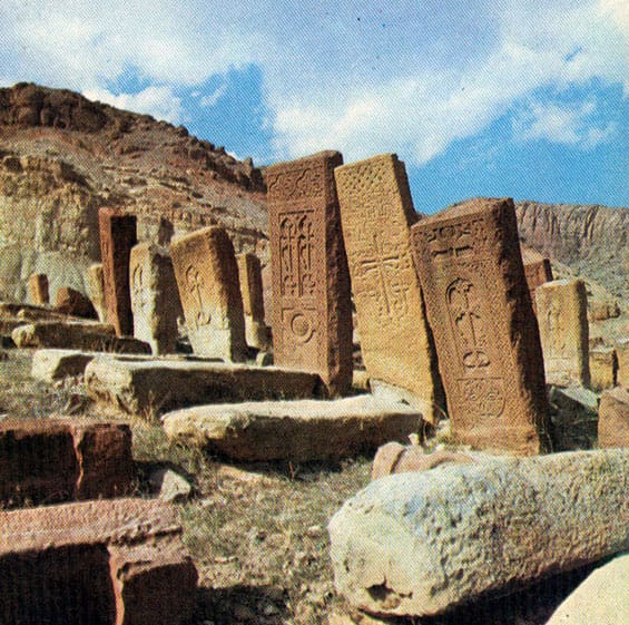 Jugha cemetery © Argam Aivazian