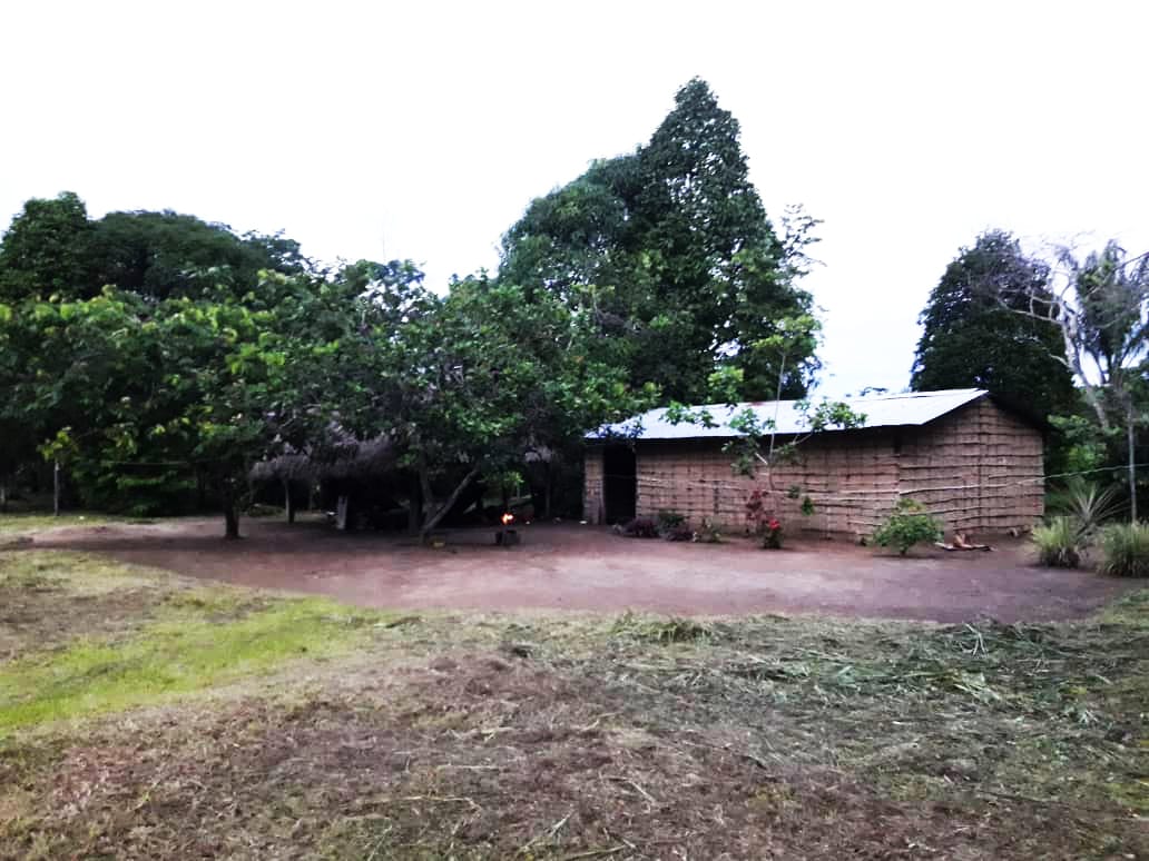 Hortimio mora em Sardi, a última comunidade acessível por terra do Cataniapo. Ela fica às margens do rio homônimo, um reservatório natural cujas águas abastecem a capital do estado venezuelano do Amazonas e comunidades próximas