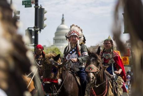Indigenas, trump.jpg