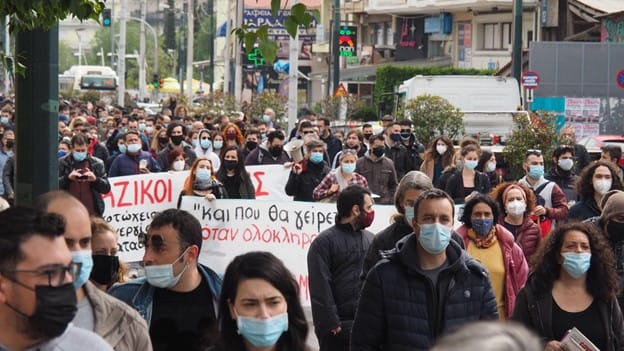 The bio-politics of lockdown in Greece
