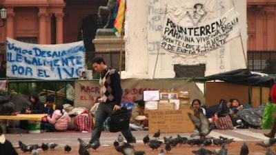 Plaza de Mayo, Buenos Aires, Argentina. Lauro Maia Flickr. Some rights reserved..jpg