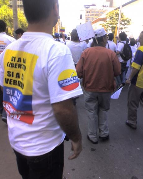 Sí_a_la_libertad,_sí_a_la_verdad,_sí_a_la_vida,_Colombia_en_paz_(2244553022).jpg