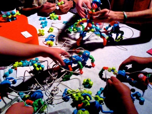 Making Robots / Ville Miettinen / Wikimedia Commons