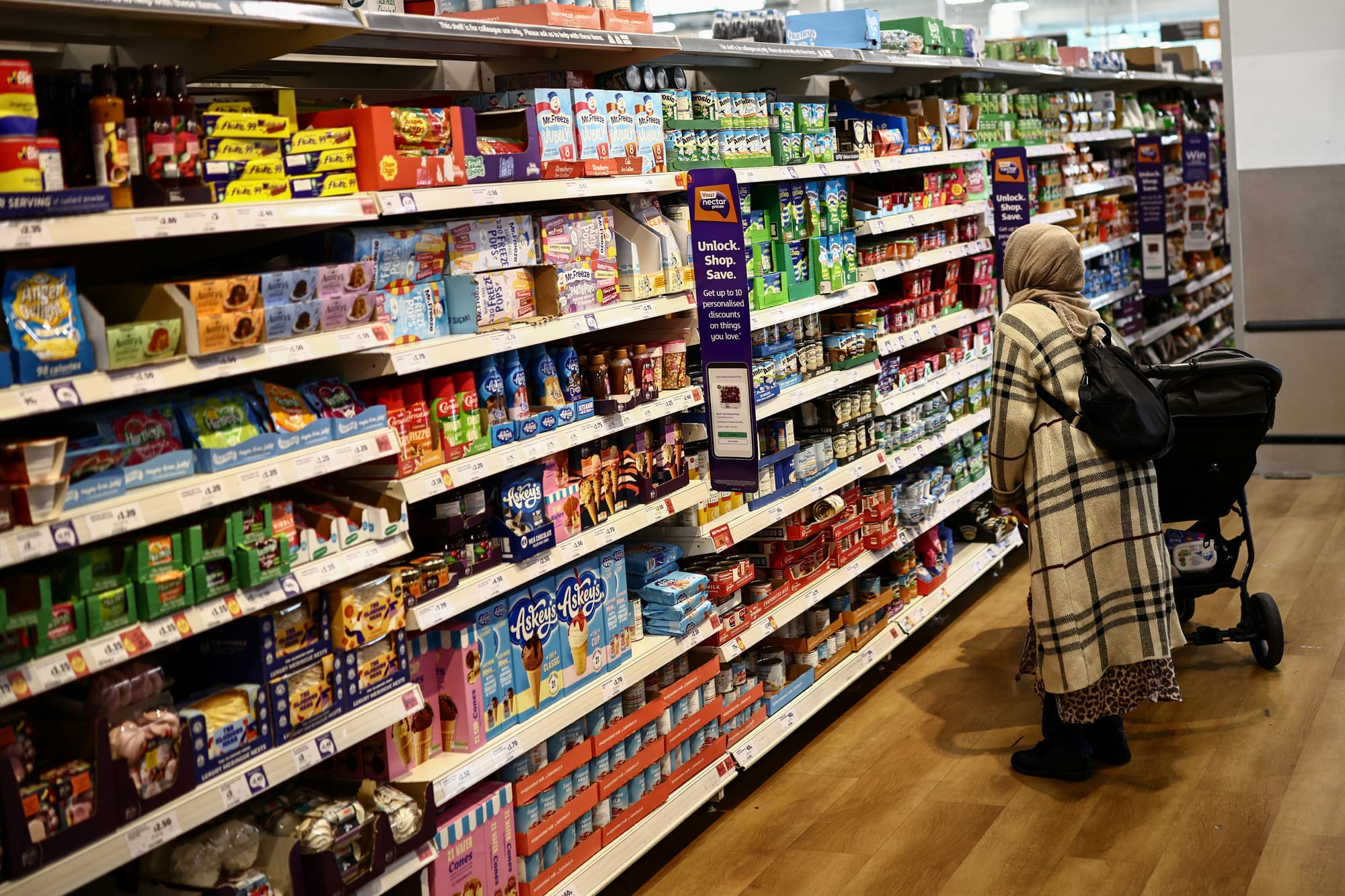 Climate Crisis Threatens Europe's Food Supply Chains and Supermarket Shelves