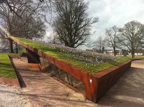 1306-04 afb5 DS Bastionder Brigit Laumen