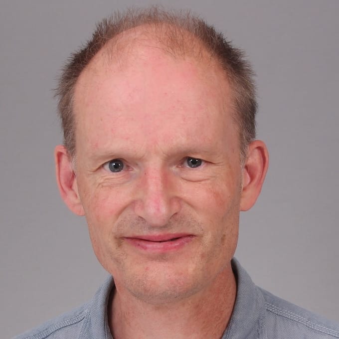 2207 Wim van der Hulst