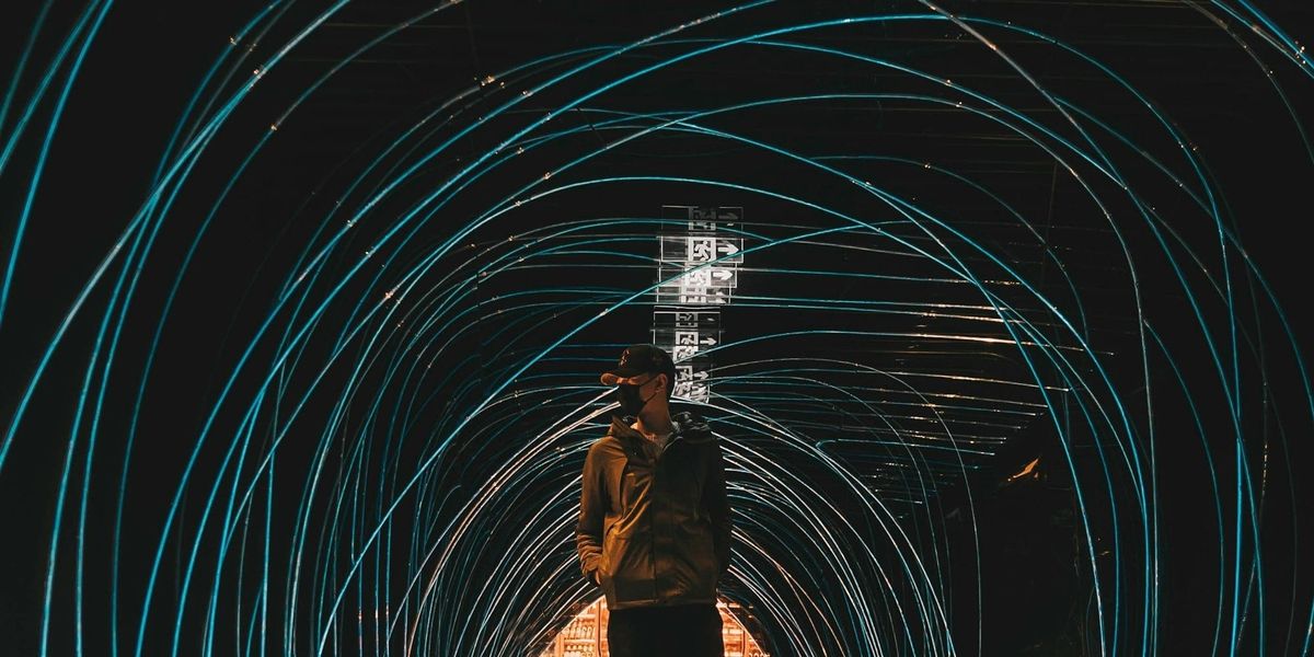 Making Sculpture From Light, Sound, and Things You Can't Touch