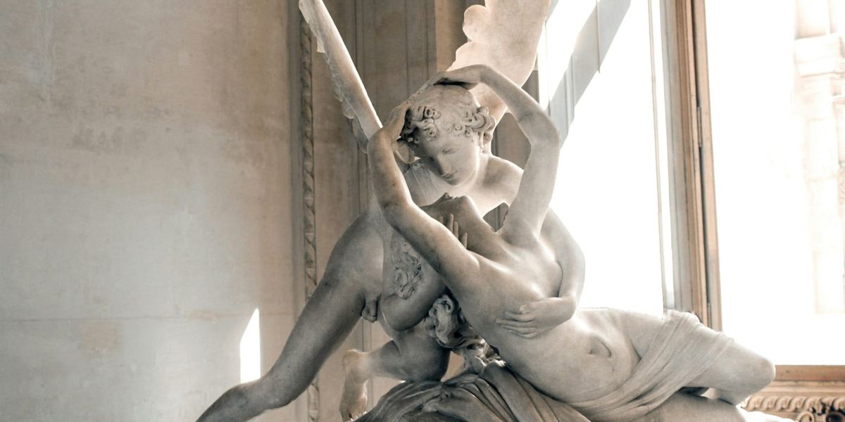 Scale and Site: Why Size Matters More Than You Think in Sculpture