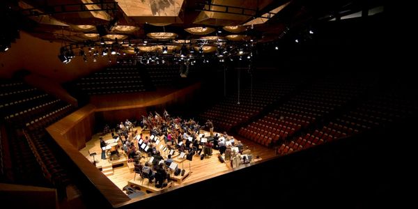 Why Musicians Should Think Like Visual Artists About Space and Installation