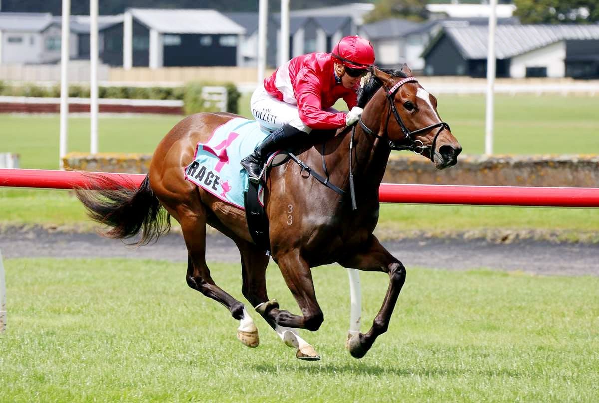 Armory off the mark with impressive 2YO winner