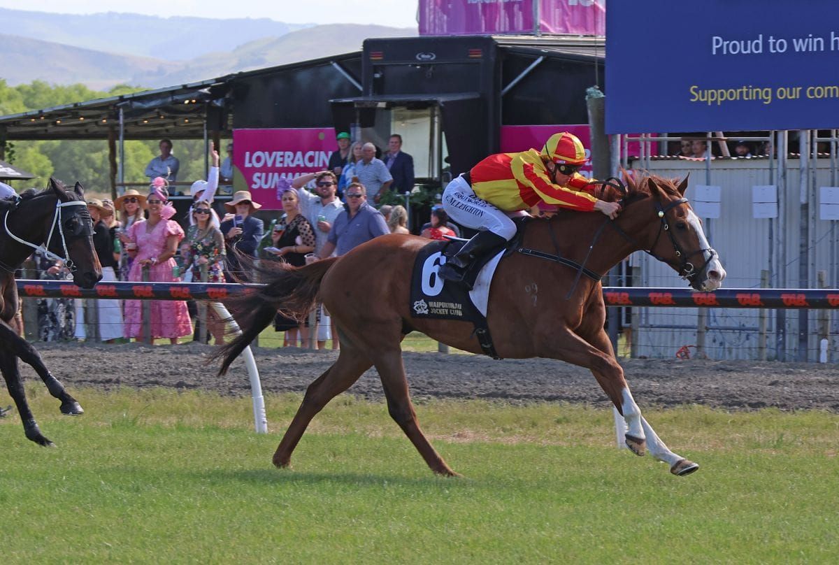 Enright and Waipukurau break droughts in memorable Cup