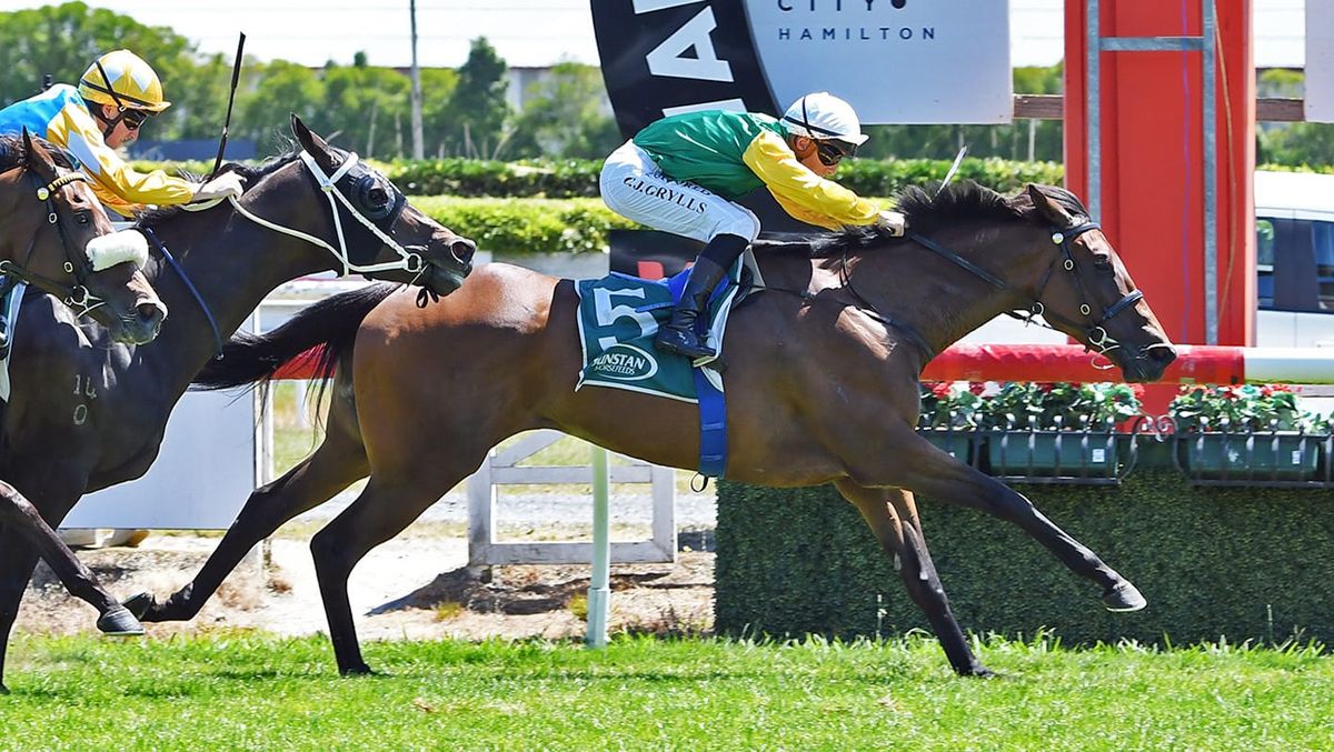 Surprise tactics see Hinekaha dominate from the front at Te Rapa