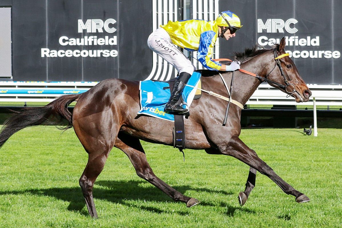 First Chorus sings a winning tune at Caulfield