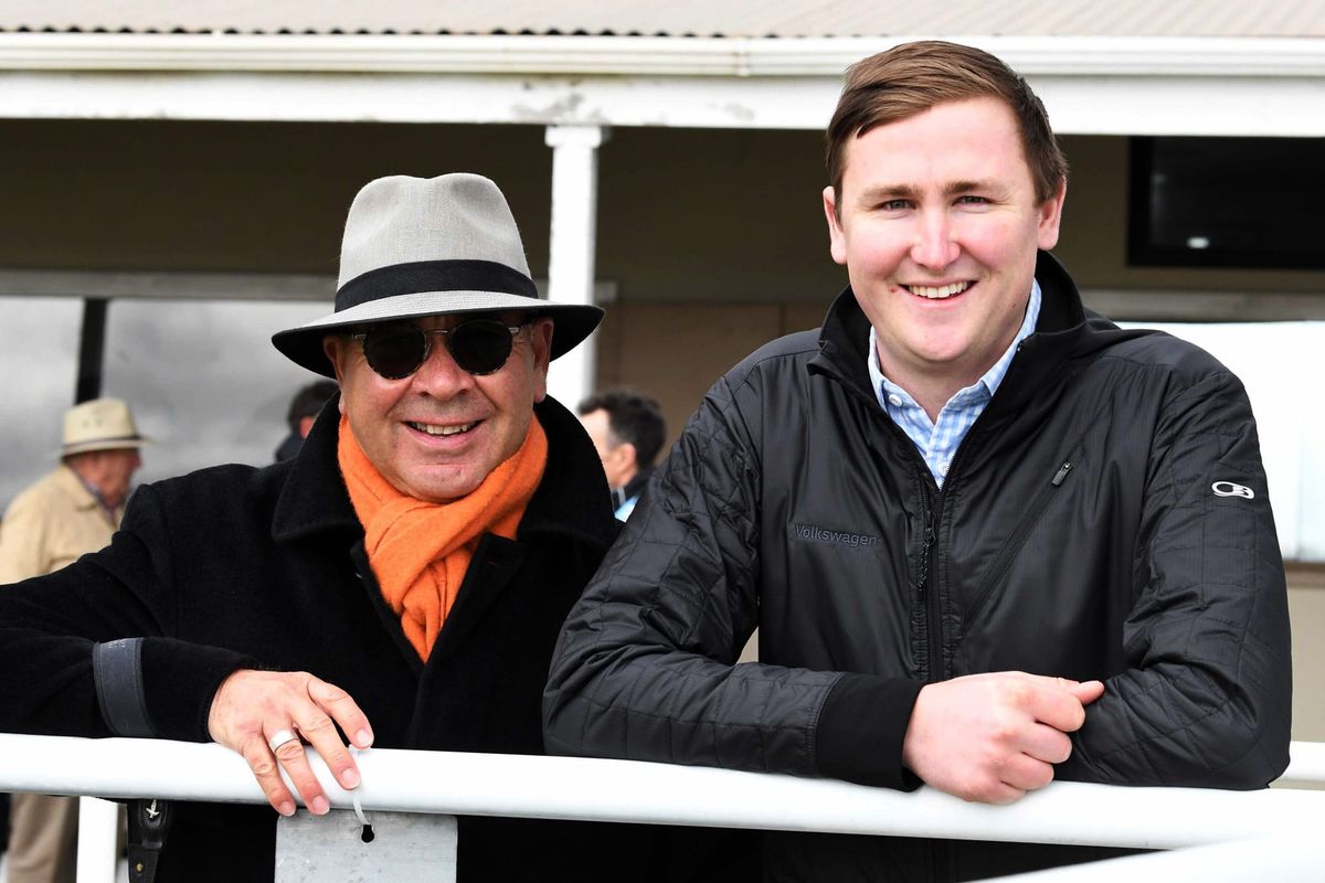 Well-related gelding scores on debut