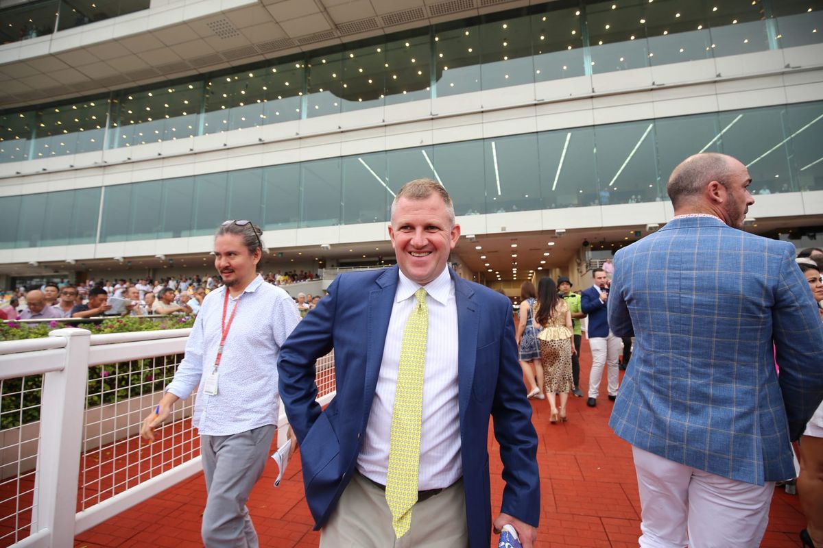 Walker earns third trainers title