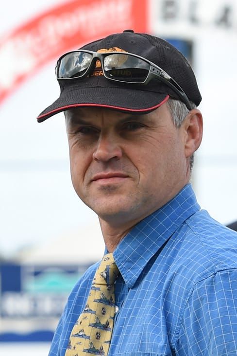 Border restrictions delay Cambridge track