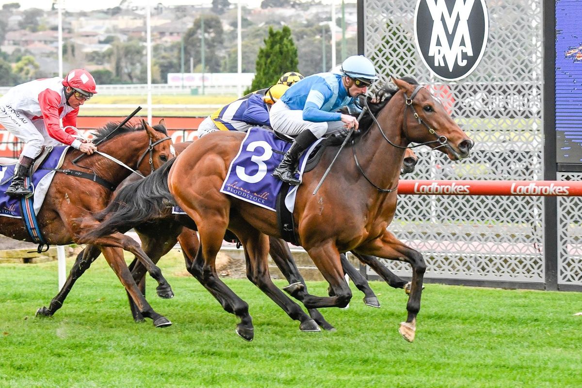 Crosshaven's All-Star Mile assault