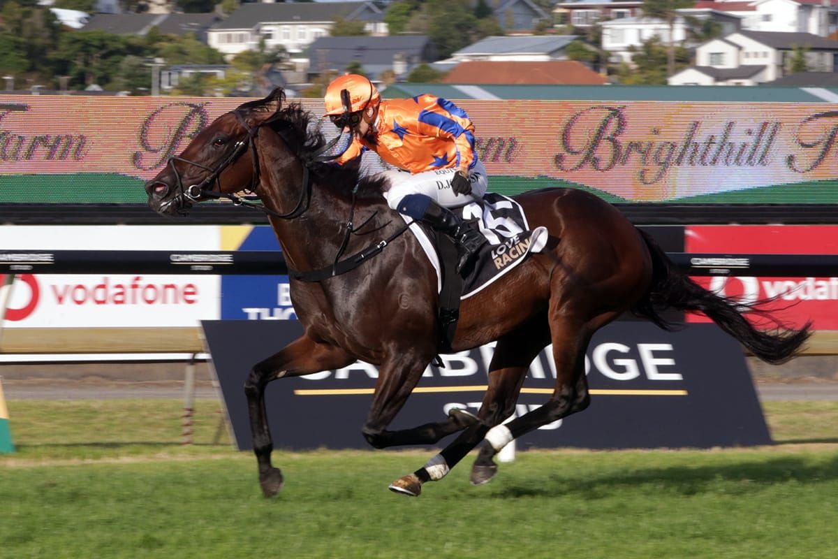 Richards holds strong hand on Derby Day