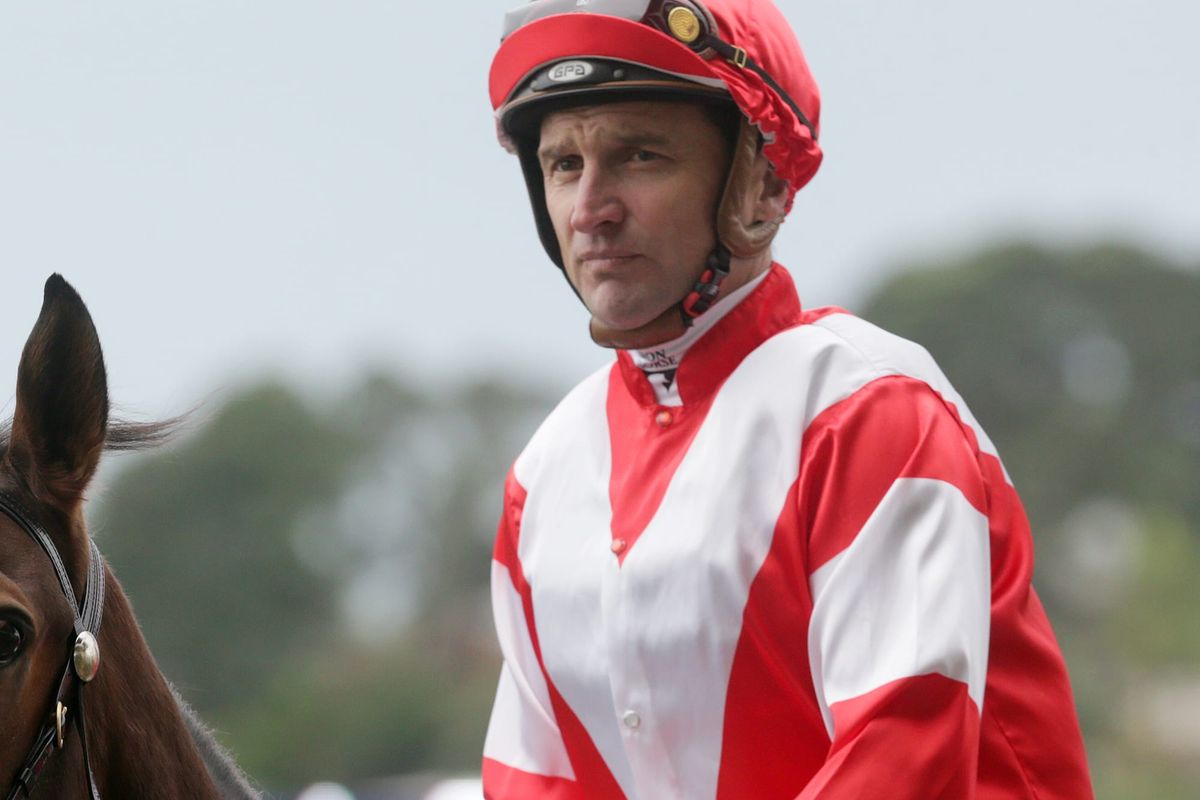 Bosson stranded by Auckland barrier