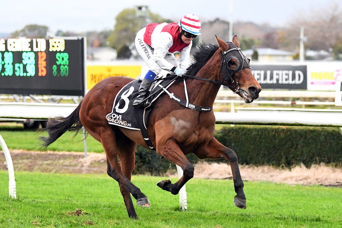 Staying test for Penelope Cruise