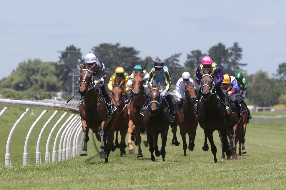 Staying future for Horace