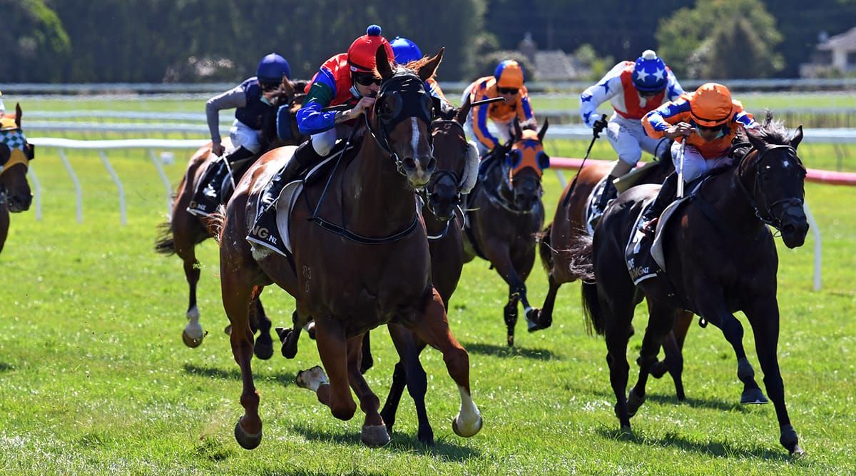 Mascarpone scores emphatic Group One victory