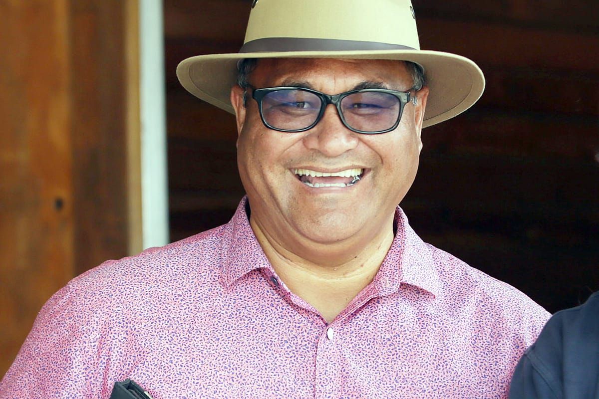 Te Akau sets commentator daunting task