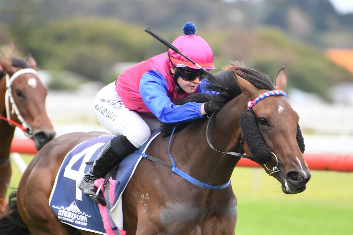Chantilly Lace looking to sign off with black type succuss