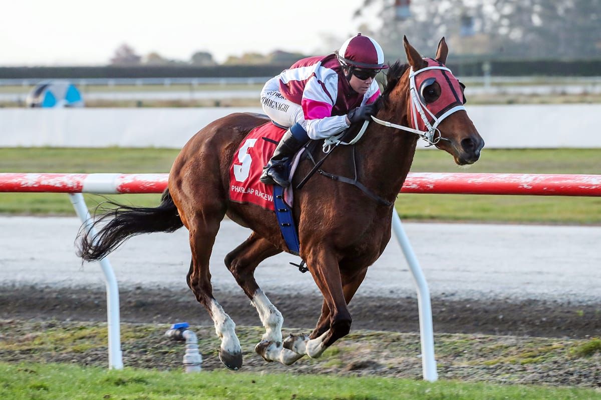 Vague lands another win at Gore