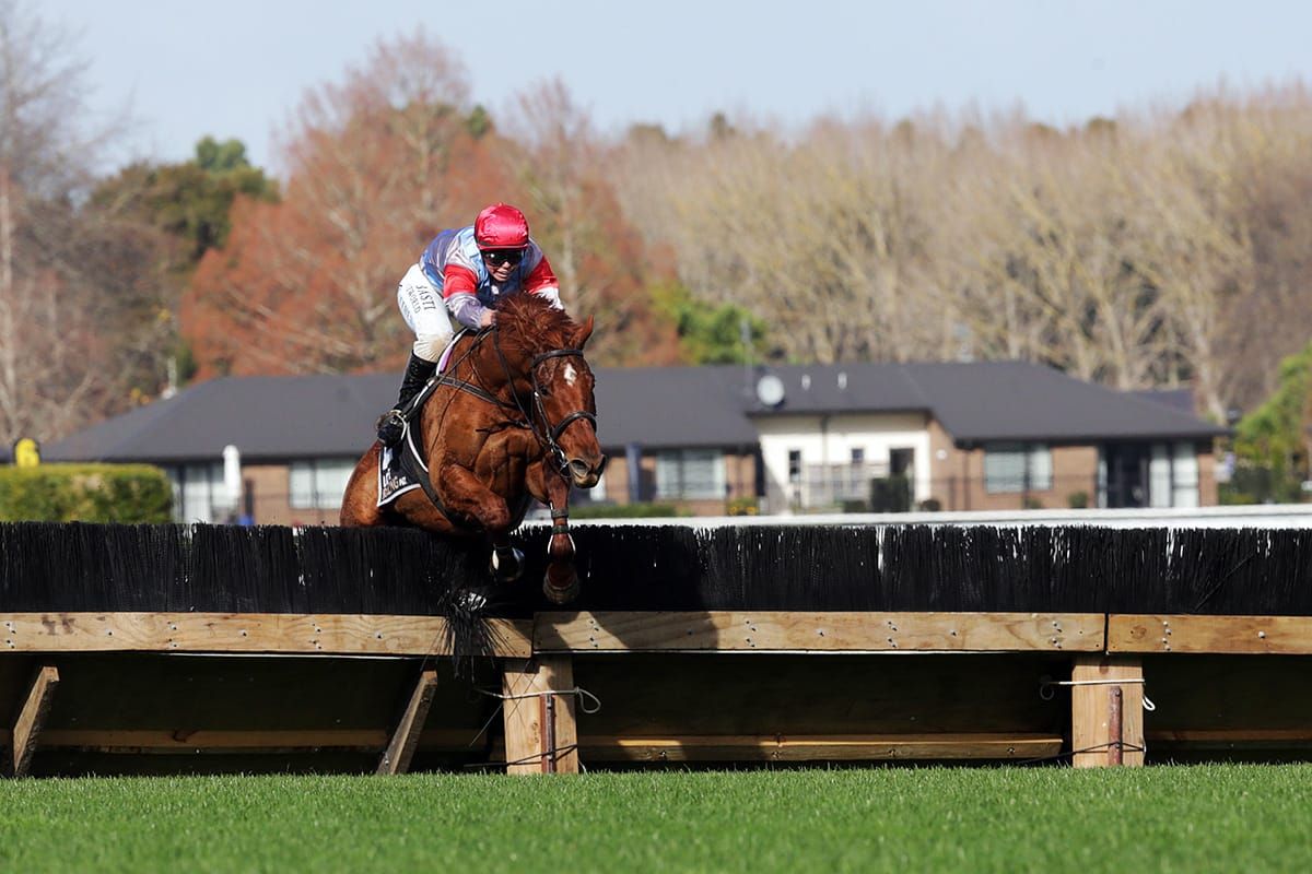 Oulaghan duo chasing jumping features