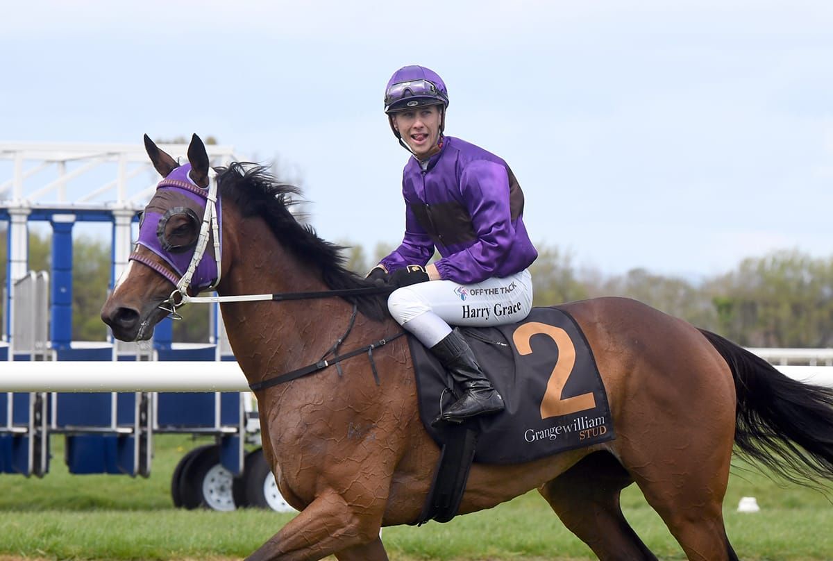 Grace opens New Zealand account in Egmont Cup