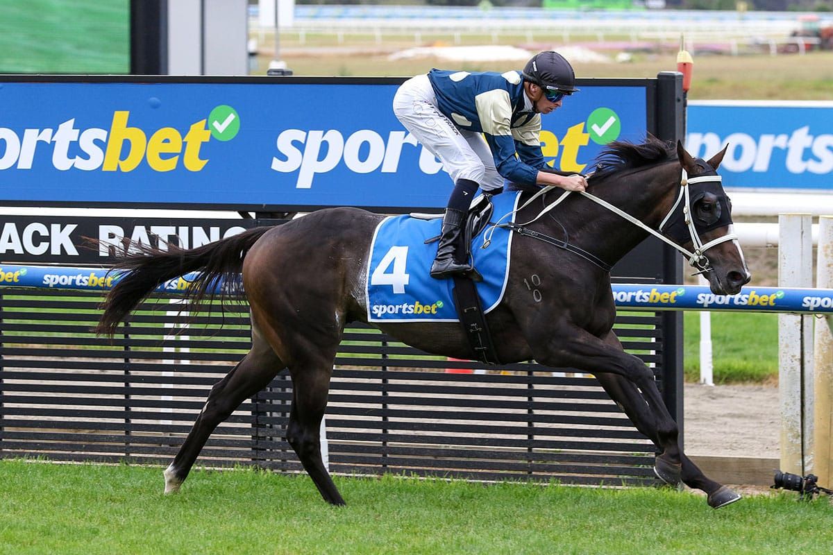 Immediacy produces strong staying performance