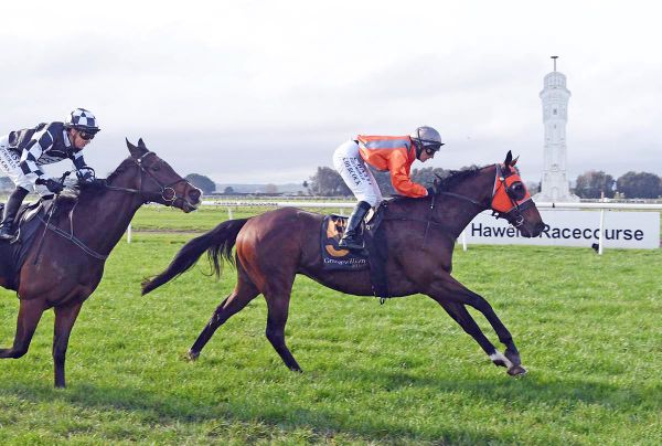 Tavis Court meets another compact field