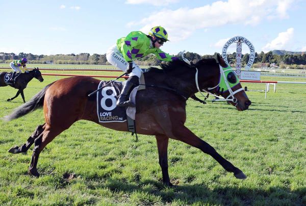 Crouch all class in fresh-up victory