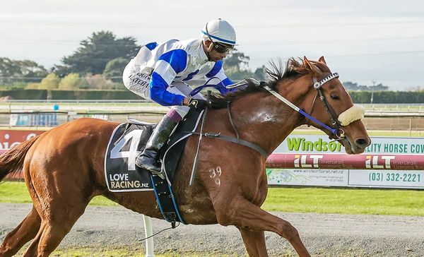 Dickson seeking morale-boosting win with A Mandarin