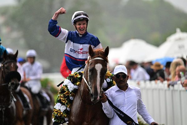 Go Racing go Royal this week at Ascot