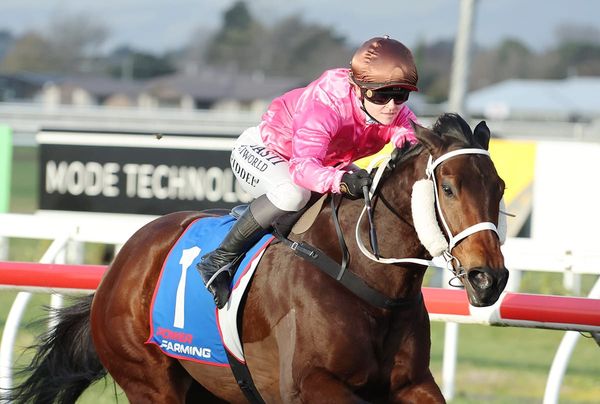 Kereti takes out Awapuni Synthetic Final