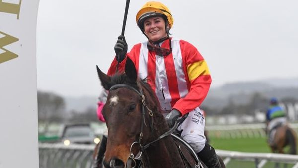 Farr calls time on riding career