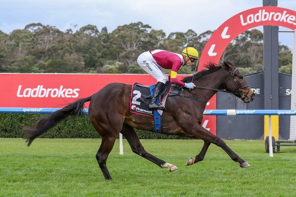 Sandown reward for Evaporate