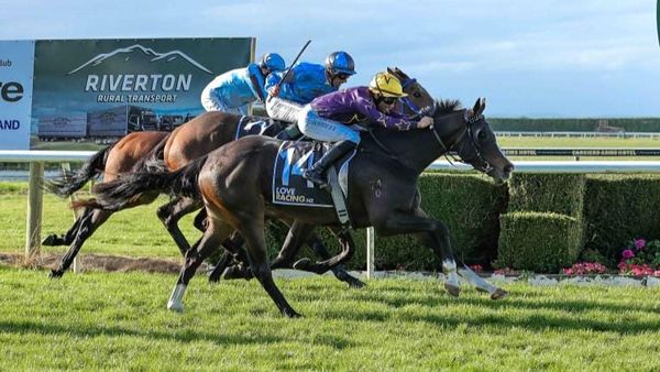 Stumbles seeking sentimental home victory