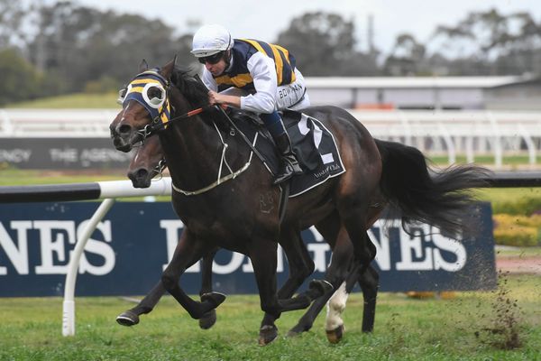 Baker-Forsman switch focus to Victoria
