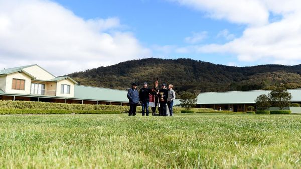 Lloyd Williams set to sell Macedon Lodge