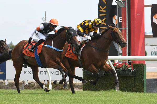 Noble upbeat about Oaks contender