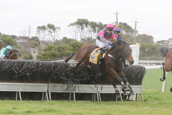 D-day looms for Gold Medals