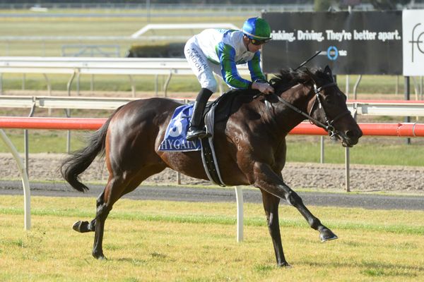 Grand De Flora impressive on Aussie debut