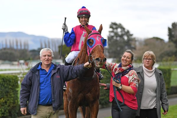 Bambry strikes treble at Awapuni