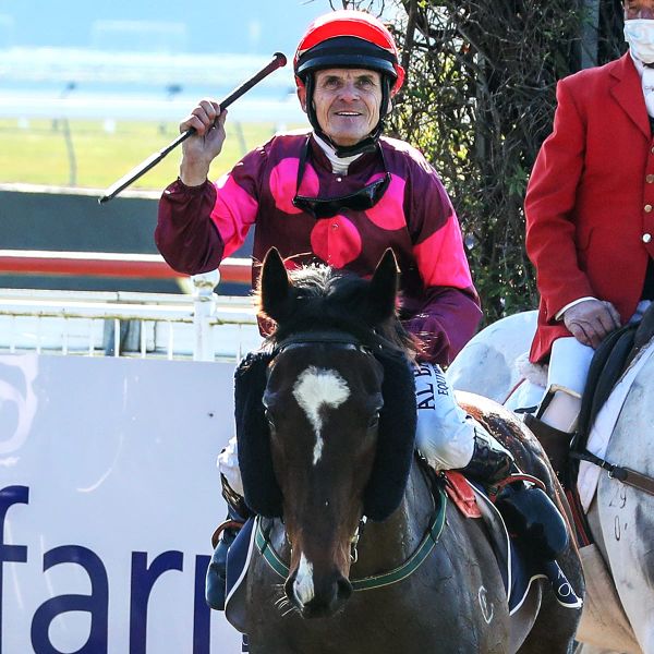 Moseley collects winning treble at Riccarton