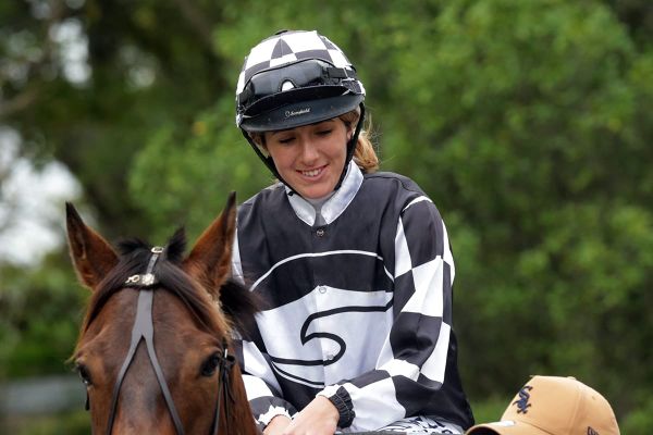 Schofer out to continue strong start