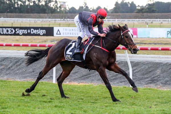Ashburton double for Carston