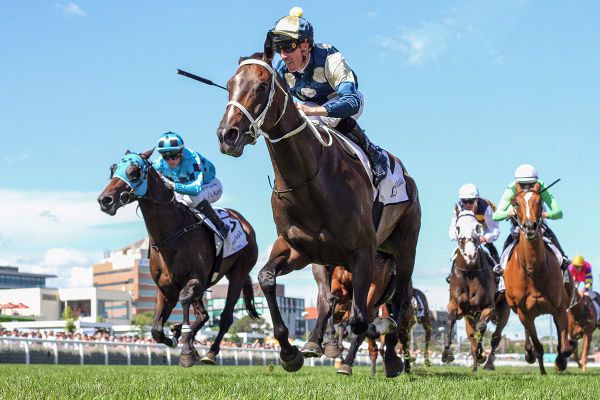 Sierra Sue explosive in Futurity